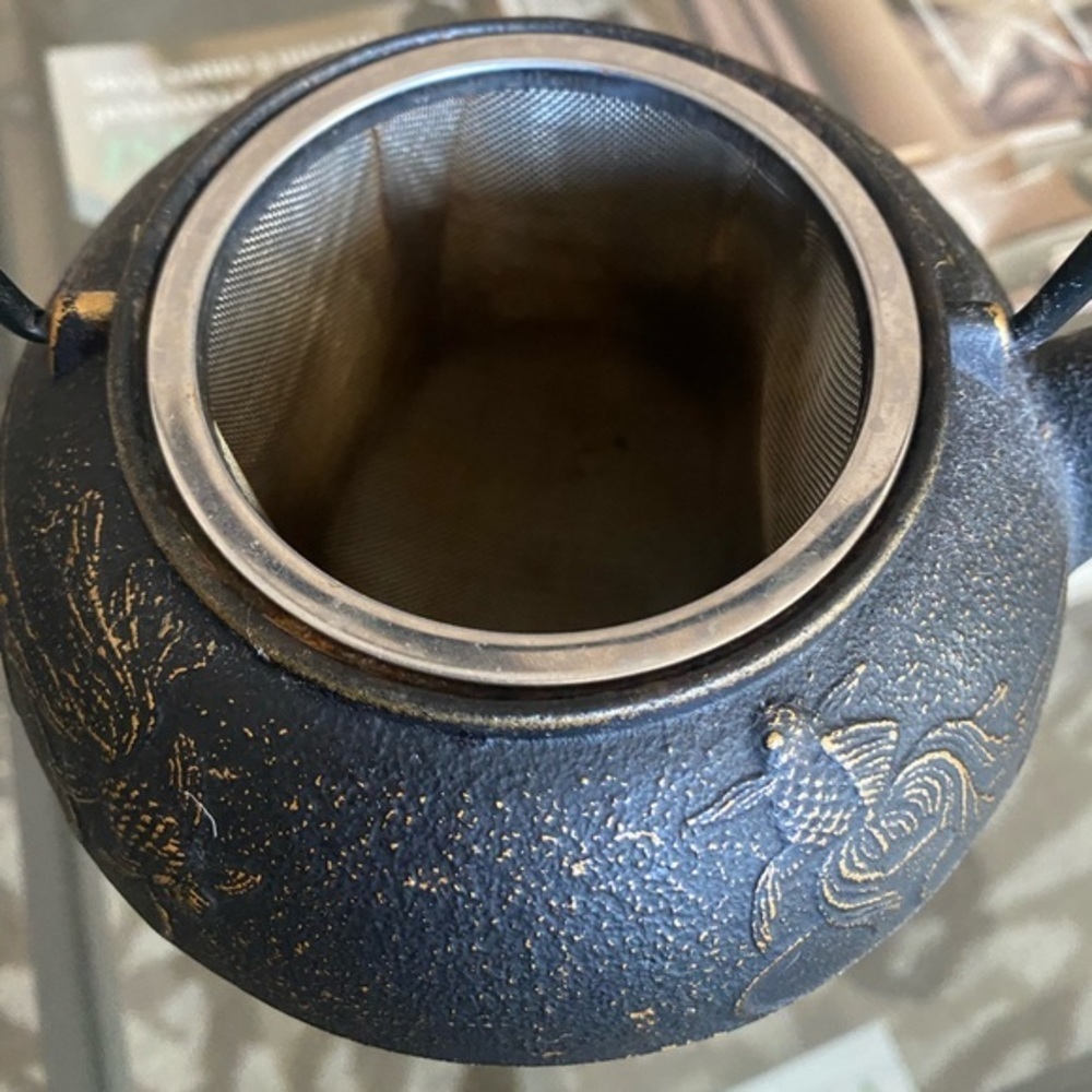 Original Teavana Black‎ Cast Iron Teapot with Koi Fish Design - Picture 5 of 9